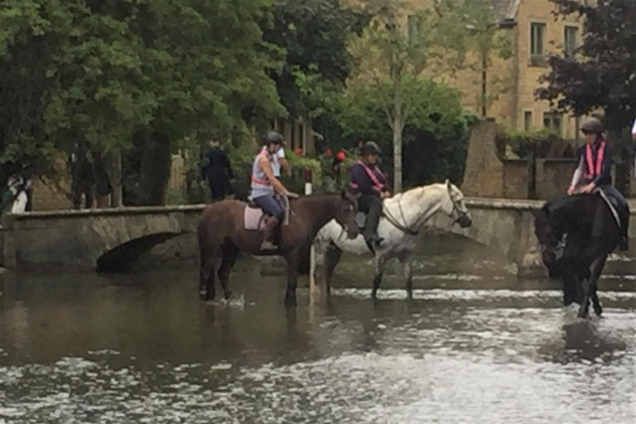 Coombe House Hotel Bourton-on-the-Water Ngoại thất bức ảnh